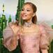 Ariana Grande homenajea a la Glinda de 1939 en la premiere de 'Wicked'