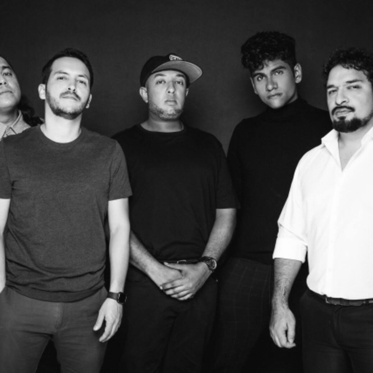 Llevarte a Marte, presenta su nuevo sencillo "SILENCIO"