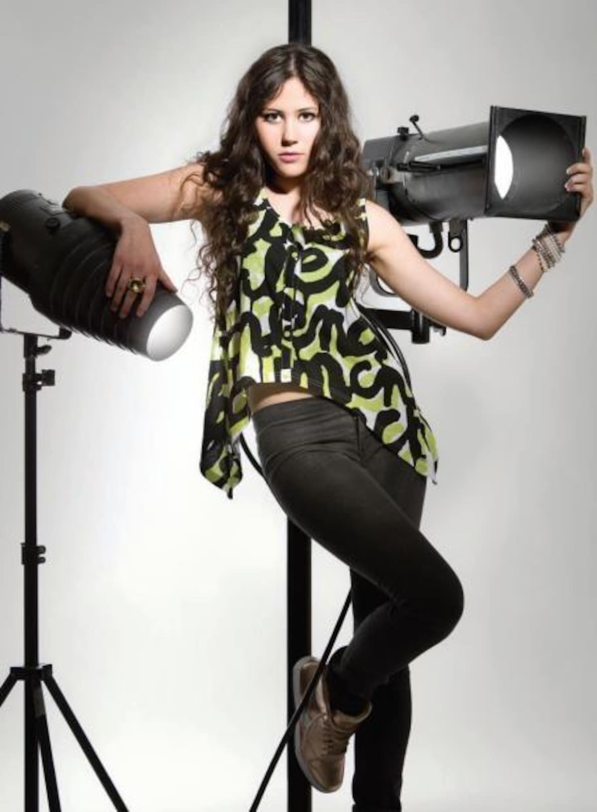 La vocalista asegura que no hay nada que le haga más ilusión que "viajar por todo el mundo y tocar para distintos públicos" y conseguir que canten con ella.