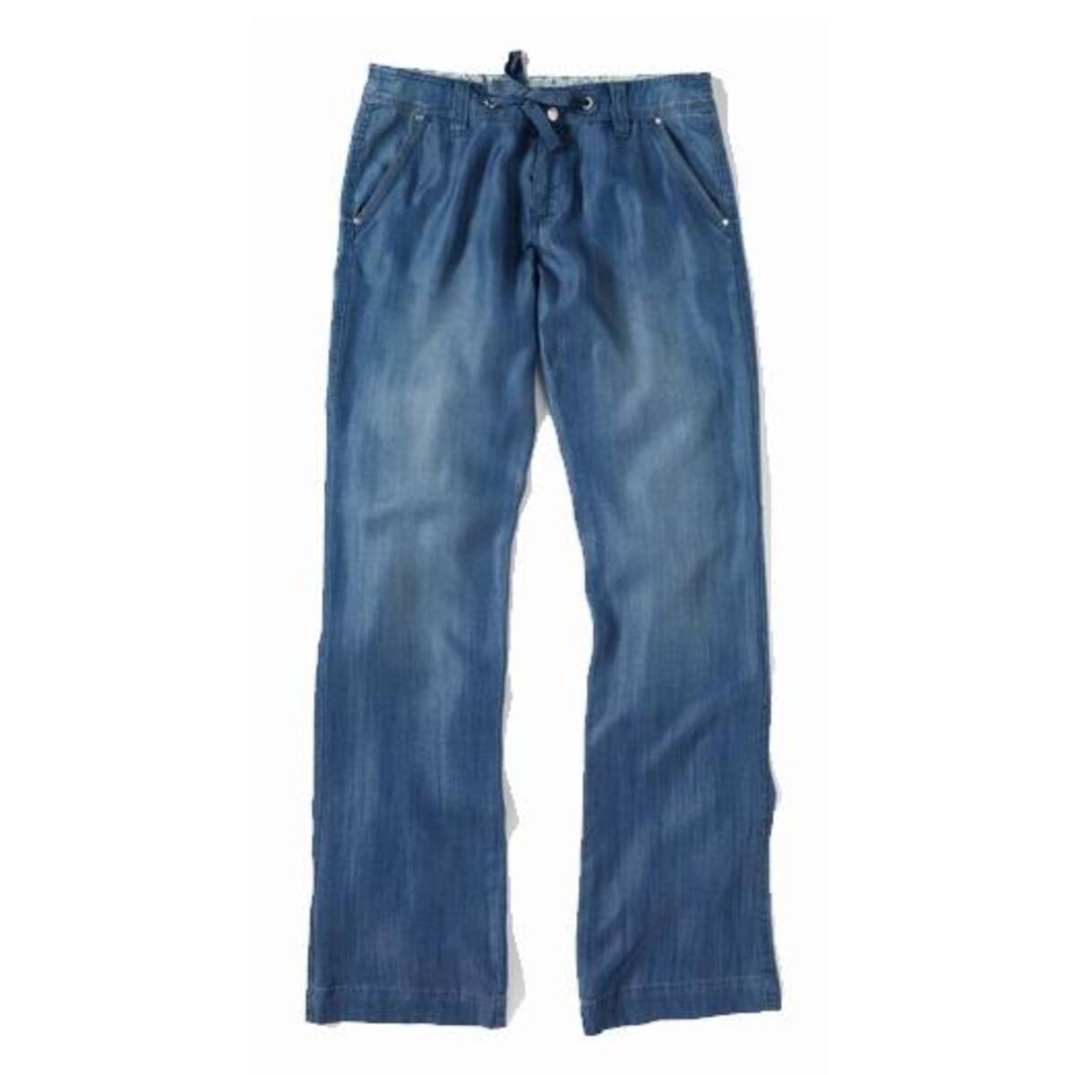 Este pantalón es el rey de la comodidad. Anchos y con gomilla en la cintura son ideales para esos días de calor infernal y además, ¡¡son muy muy fáciles de llevar!!