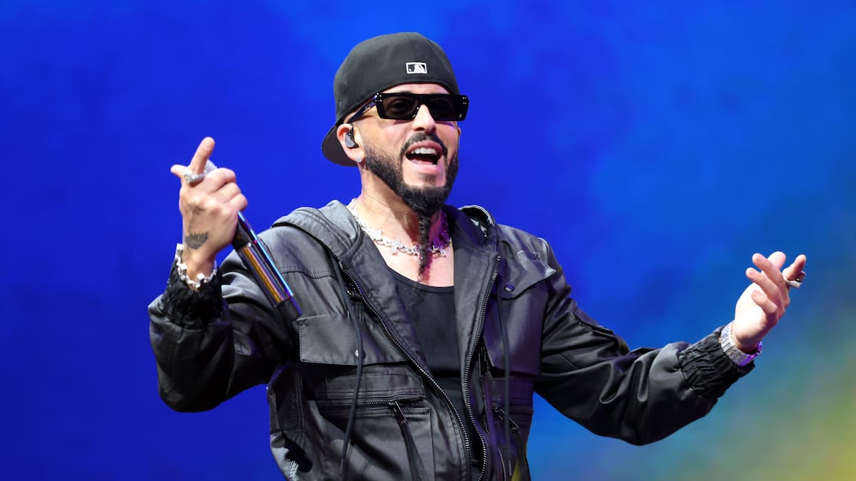 Yandel se niega a elegir y estrena dos canciones a la vez: así suenan ‘DND’ y ‘Cuál Es La Necesidad’