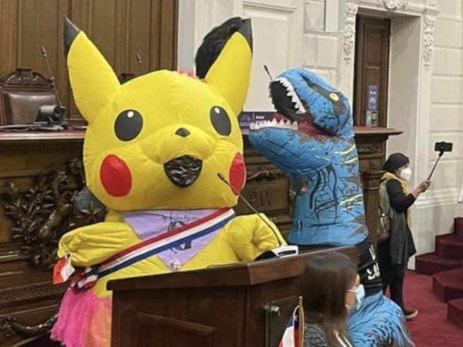 Giovanna Grandón se disfrazó de Pikachu