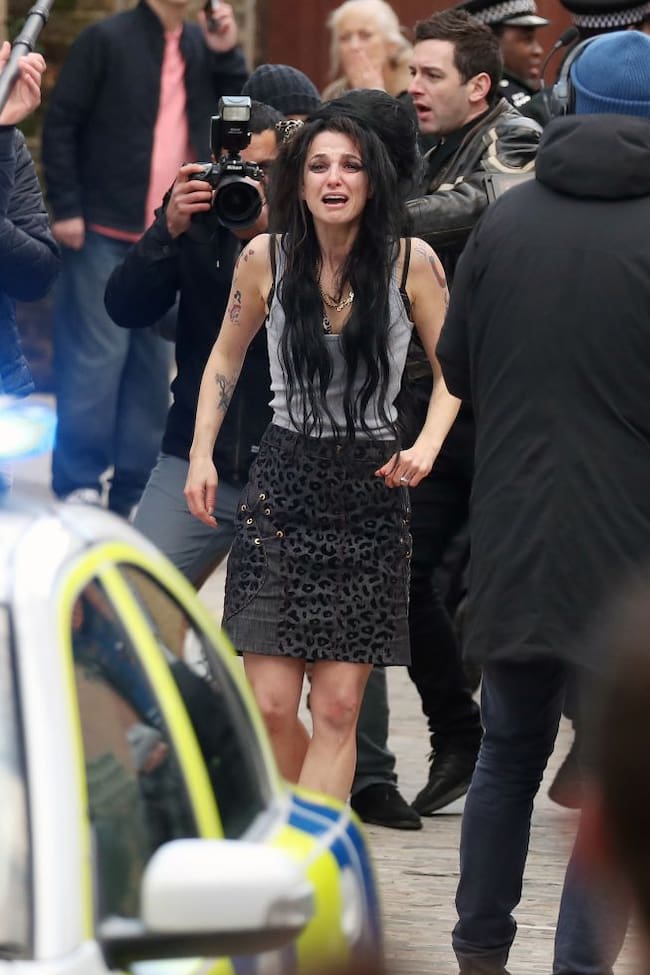 Marisa Abela durante el rodaje de 'Back to Black' el pasado mes de enero.