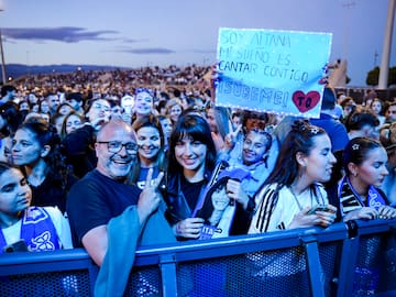 Así es como puedes convertirte en una superestrella en alguno de los conciertos de Aitana de su ‘Cuarto Azul World Tour’