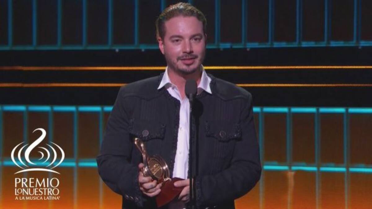 J Balvin se convierte en el artista del año
