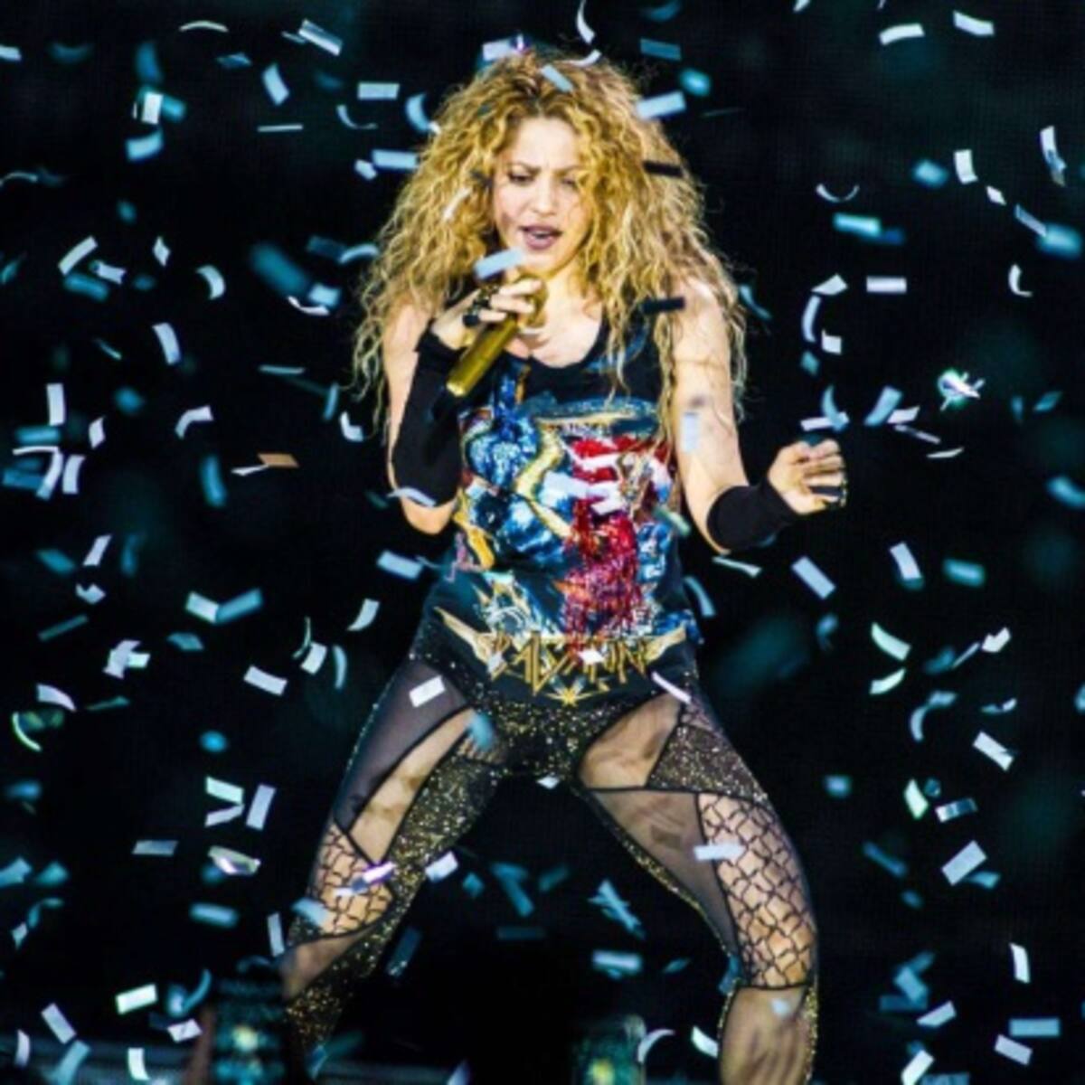 Shakira In Concert: El Dorado World Tour