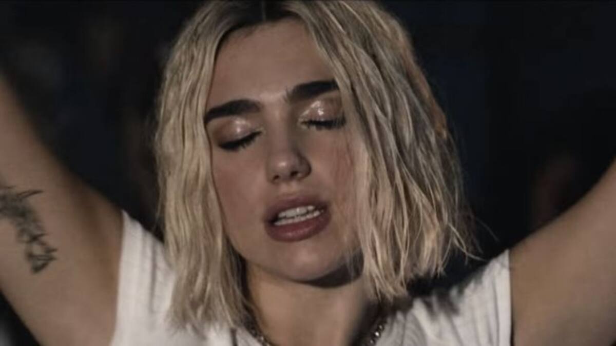 Dua Lipa sigue los pasos de Miley Cyrus, Britney Spears y Rihanna