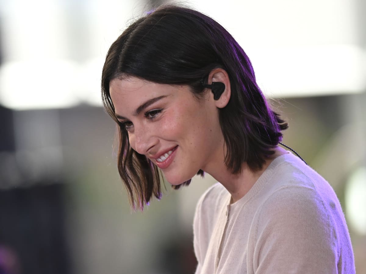 Gracie Abrams lanzará una nueva versión de 'Daughter From Hell' con cinco canciones inéditas