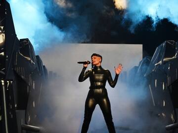 Halsey muestra sus estrías para ser honesta con las mujeres sobre la realidad de un cuerpo postparto