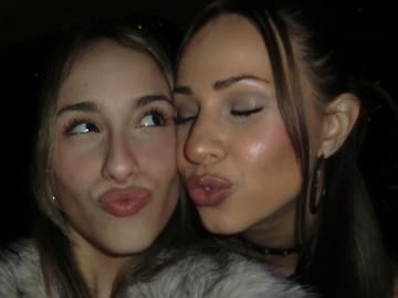 Laura West i Lau Gibert sorprenen amb 'Vina'm a buscar'