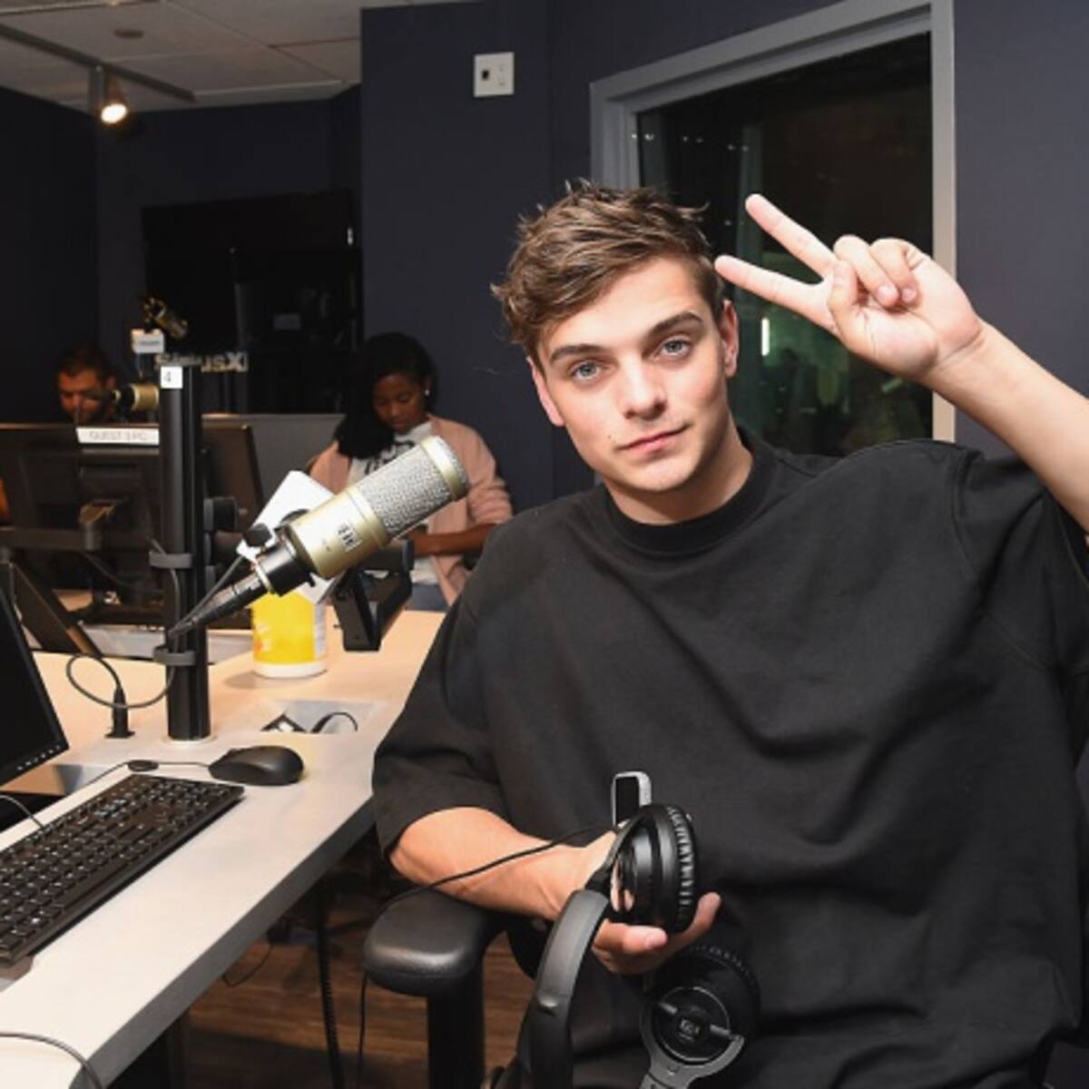 ¿Ya escuchaste la versión acústica de "Scared to Be Lonely" de Martin Garrix?