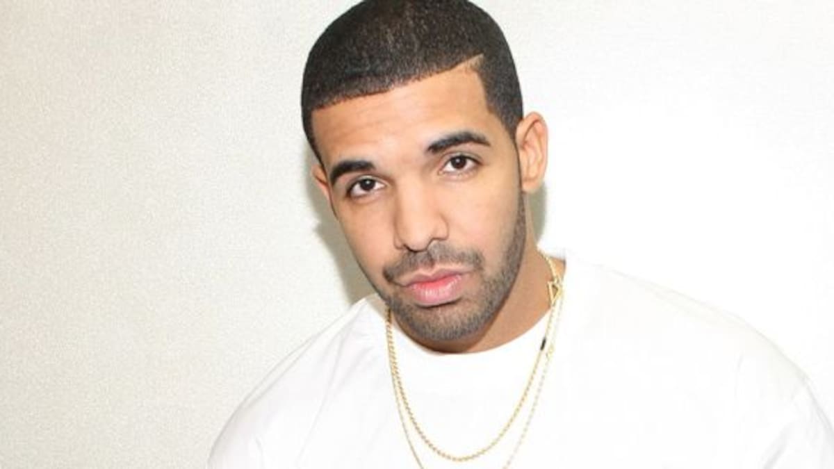 Drake le sigue mandando mensajes a Jennifer López