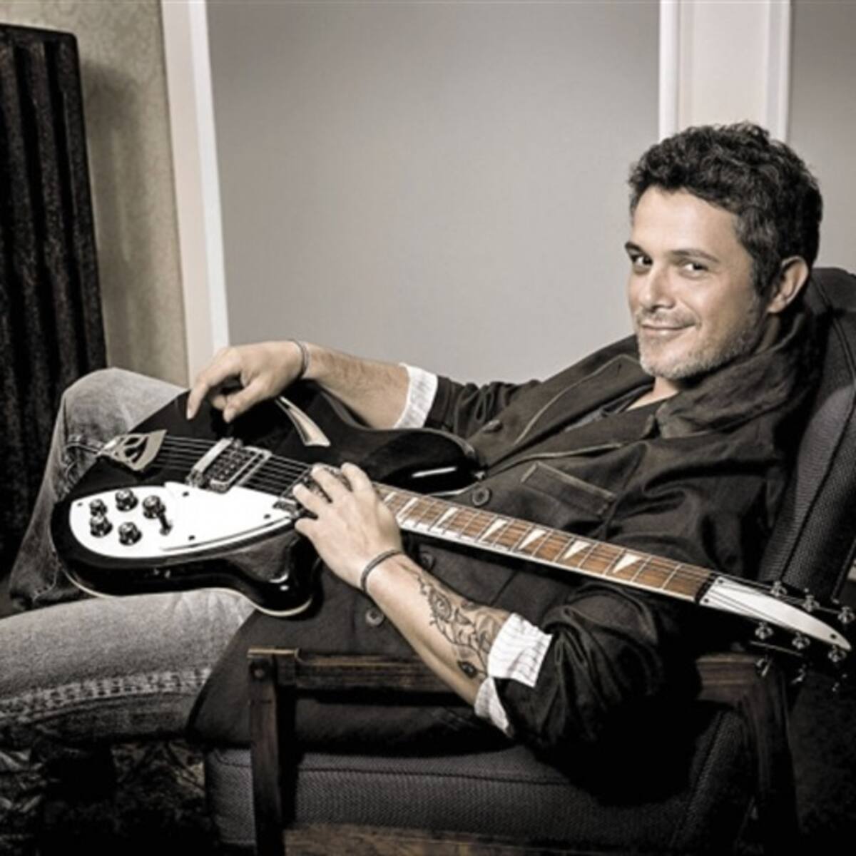 Alejandro Sanz es investido Doctor Honoris Causa por la Universidad de Berklee