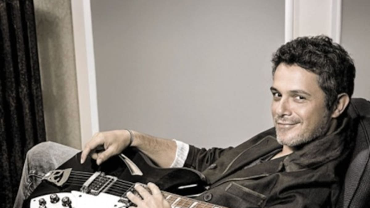 Alejandro Sanz es investido Doctor Honoris Causa por la Universidad de Berklee