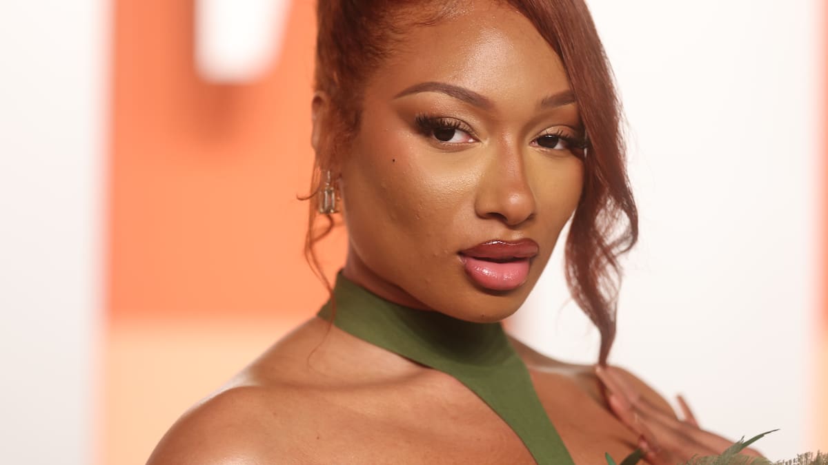 Susto en Broadway: Megan Thee Stallion interrumpe su actuación en el musical de 'Moulin Rouge' y termina hospitalizada