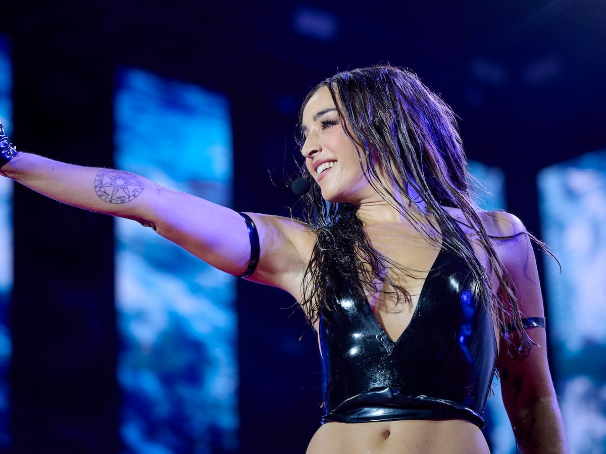 Lola Indigo anuncia una gira de festivales para este 2026: todas las fechas de los conciertos de 'Romance de 1 noche de verano'