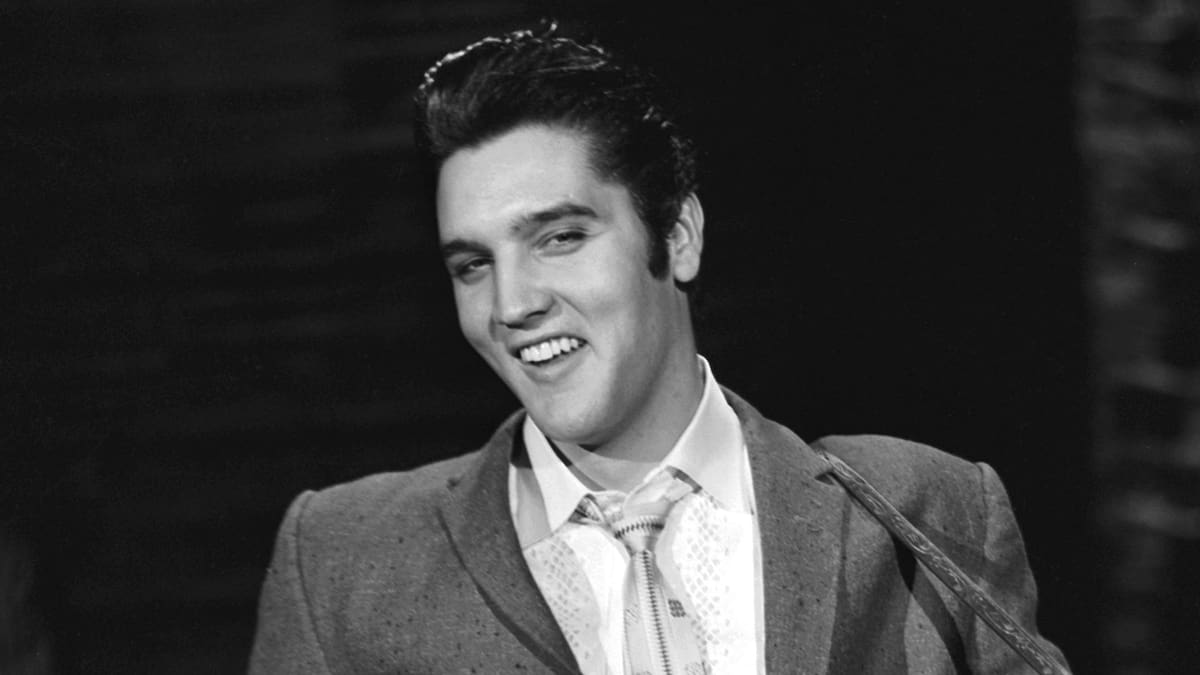 Setenta años del primer número uno de Elvis: cuando ‘Heartbreak hotel’ abrió la puerta del Billboard al Rey del Rock