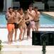 Una de las chicas de 'La isla de las tentaciones 11' activa la 'luz de la tentación' el primer día en la villa: "Es demasiado"