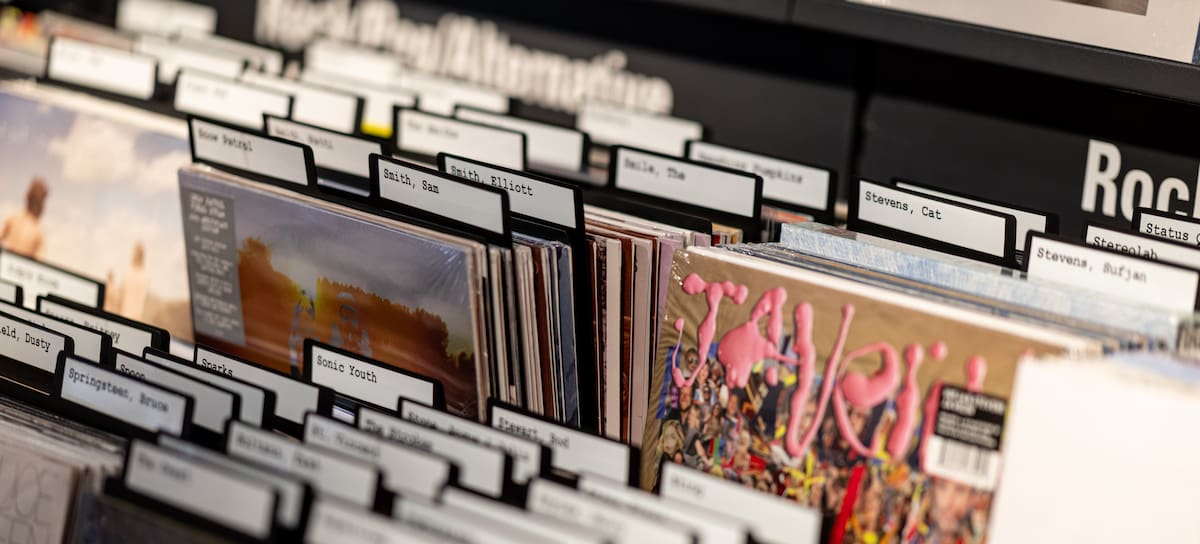 ES - Tienda de vinilos