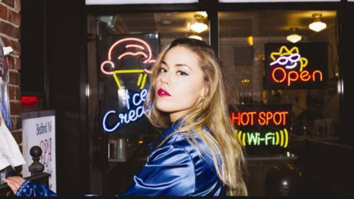 Julie Bergan, la chica noruega que acompaña a Justin Bieber en España