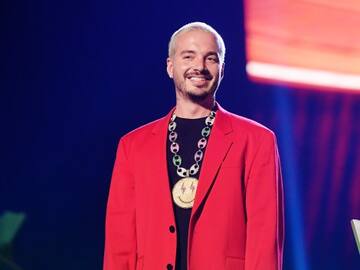 EL 'FAIL' EN EL VÍDEO DE 'ROJO' DE J BALVIN QUE MUCHOS NO HAN PASADO DESAPERCIBIDO