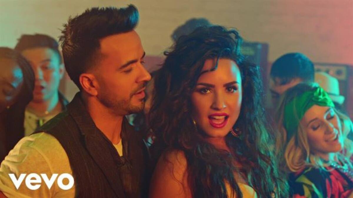 Luis Fonsi y Demi Lovato cantan por primera vez “Echame la Culpa” en vivo