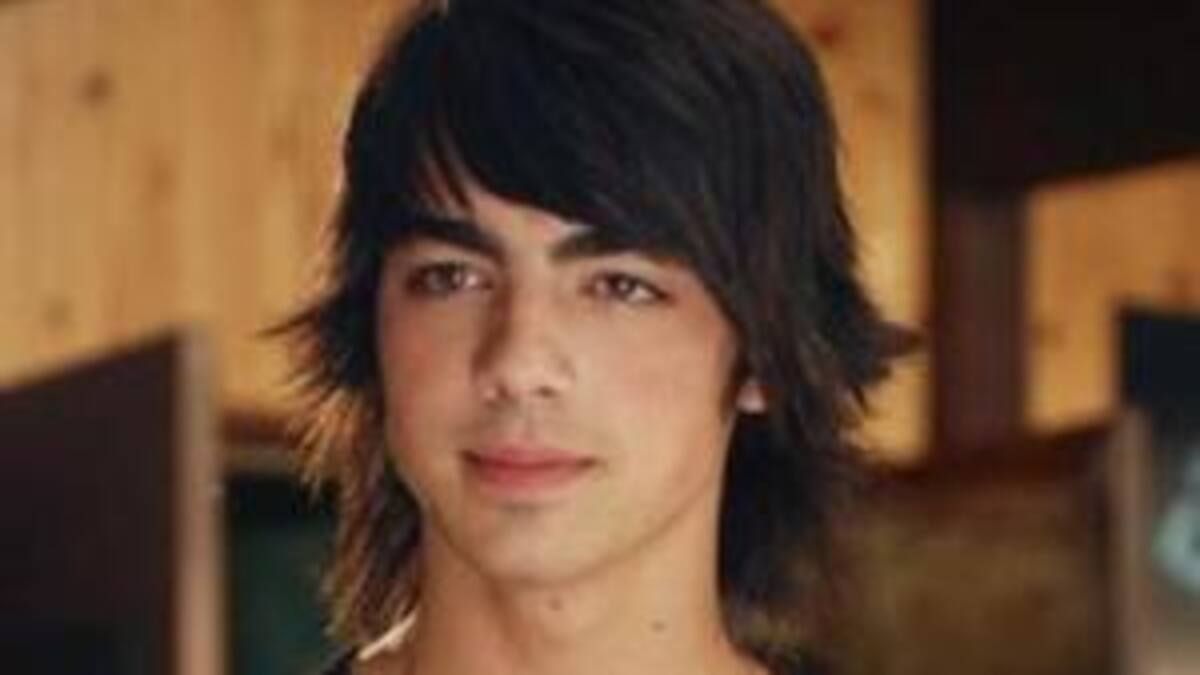 Joe Jonas, volcado en su debut en solitario