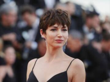 Úrsula Corberó comparte su rabia por no estar en Física o Química: El reencuentro