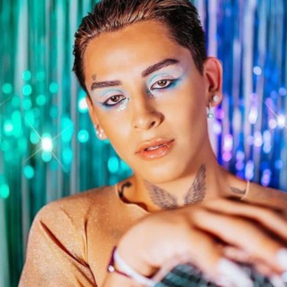 ¡Ni una semana! Regresa el influencer que cobraba por saludos