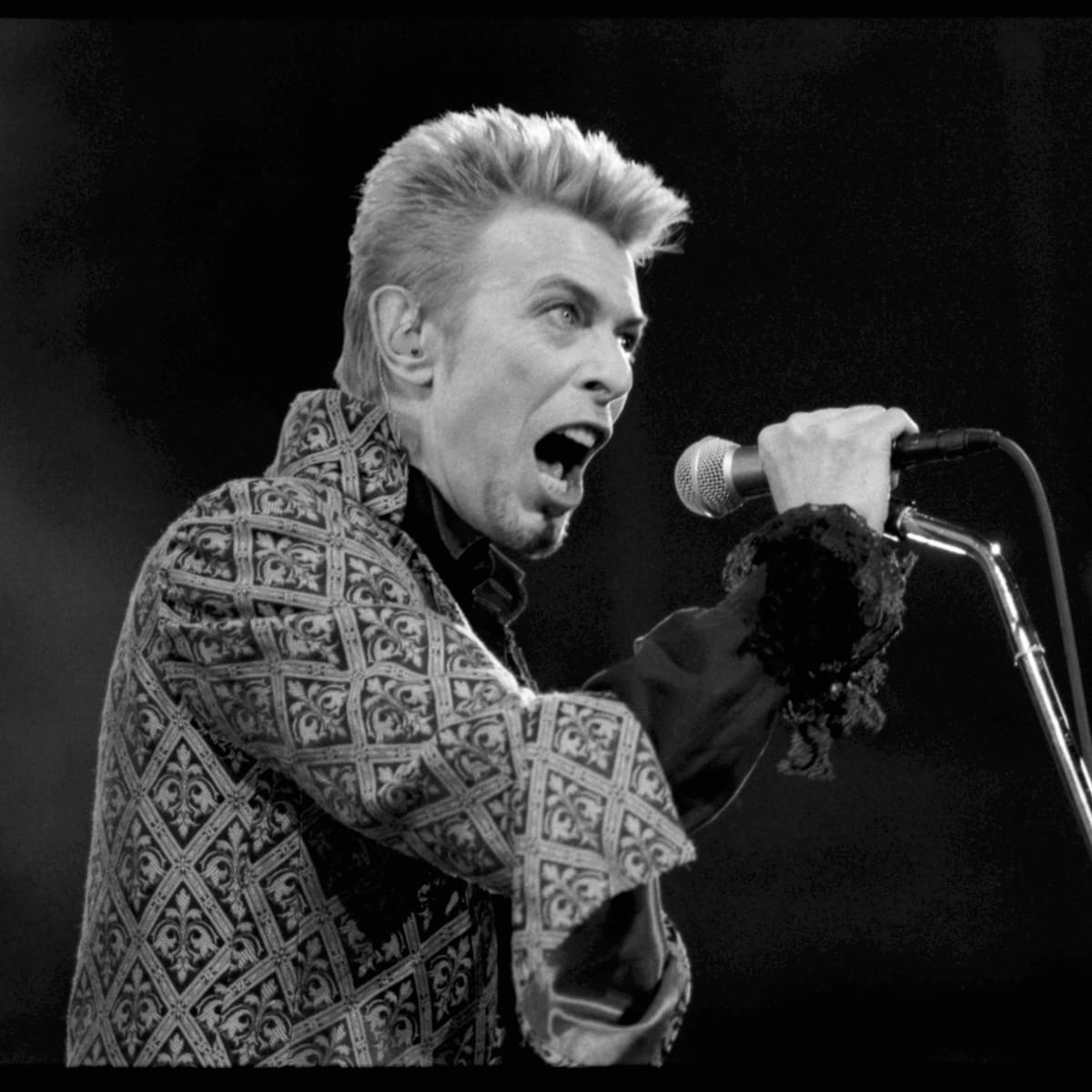 Cuando David Bowie inventó el single digital y nadie fue capaz de reconocerlo