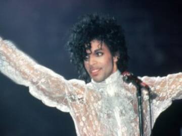 Abucheos, insultos, burlas: El infierno que hizo llorar a Prince cuando teloneó a los Rolling Stones