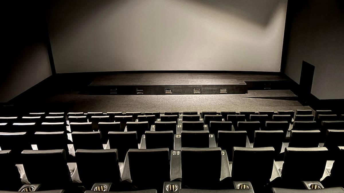 Estas son las películas que se estrenan este fin de semana en cines: 'El precio de la red', 'Su propio infierno' y más