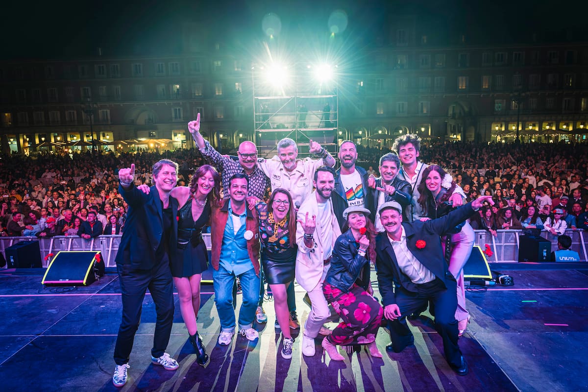 Mil gracias por hacer de estos 60 años de LOS40 un viaje musical emocionantísimo. ¡Seguimos celebrando nuestro aniversario con todos los Nº1 de siempre! Y contigo.