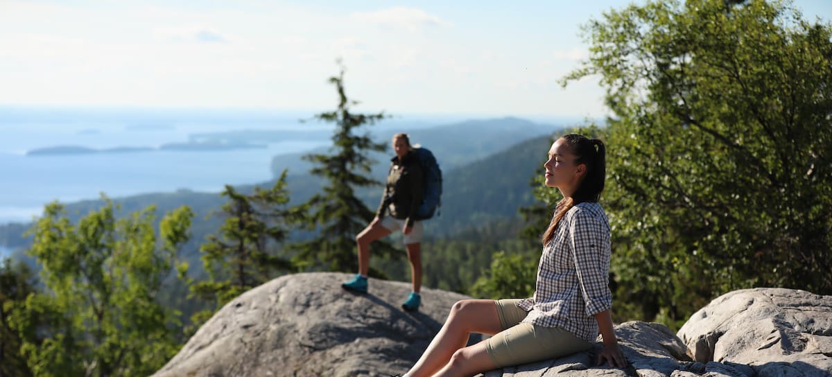 Dos turistas en Lakeland, Finlandia