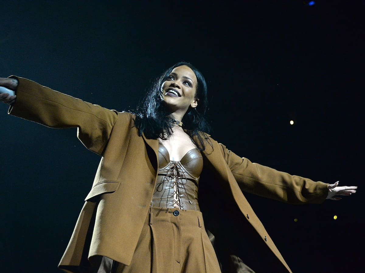 'ANTI' de Rihanna se convierte en el primer álbum de una artista negra en mantenerse diez años en el Billboard 200