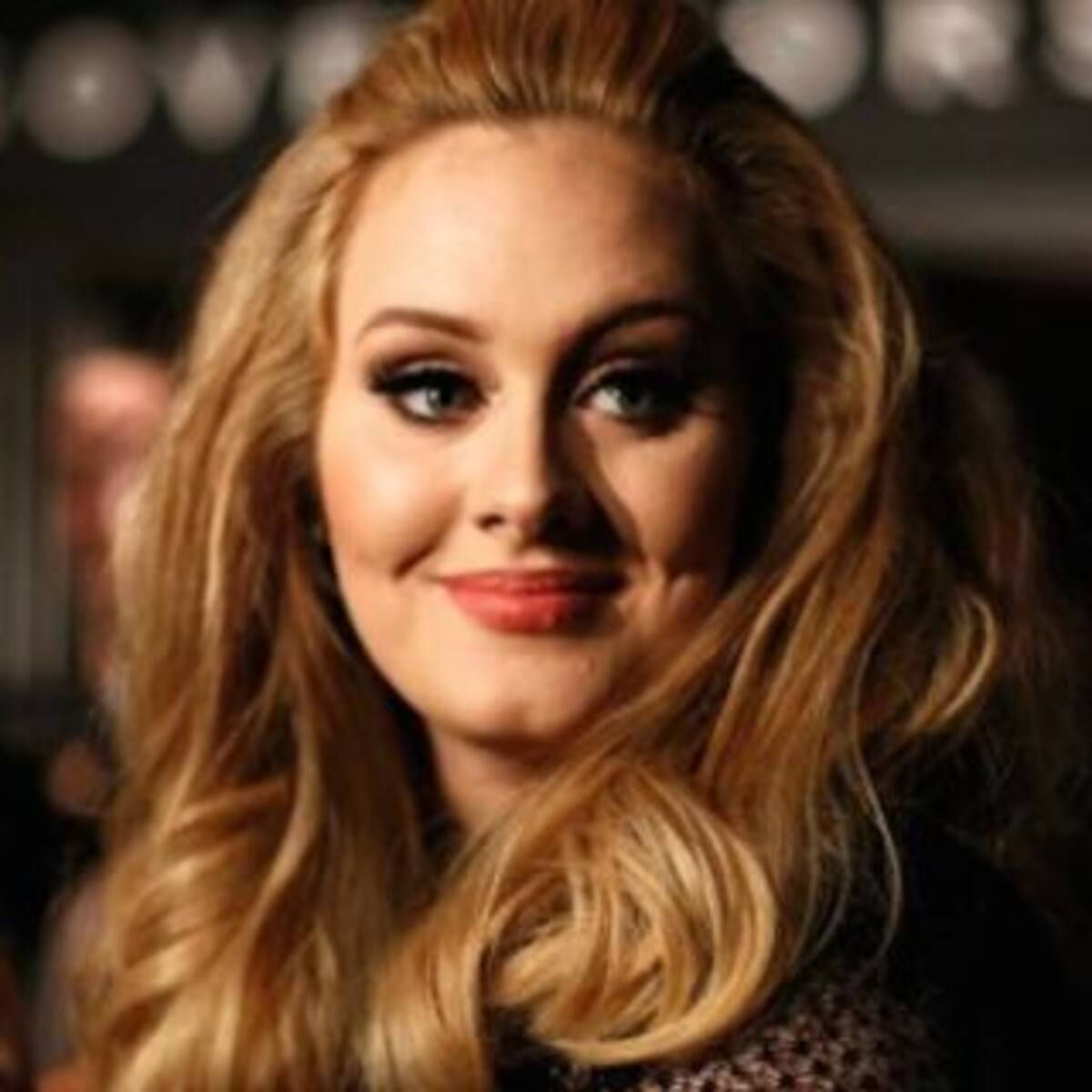 ¿Adele anduvo tuiteando borracha?