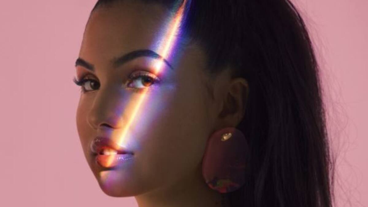 Mabel reveló su nuevo single "Mad Love"