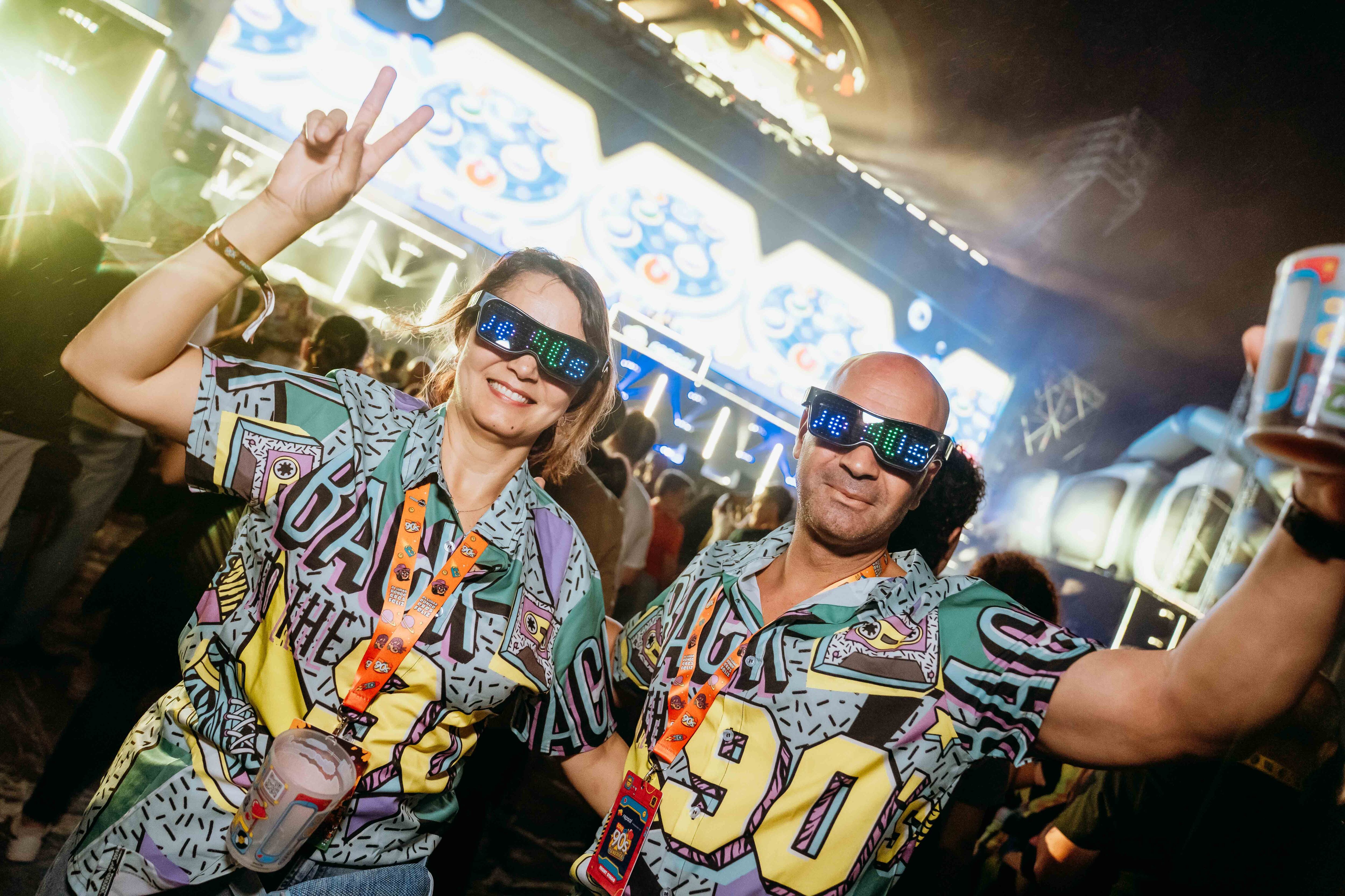 Siempre es una buena excusa para lucir outfit con tu pareja de baile.