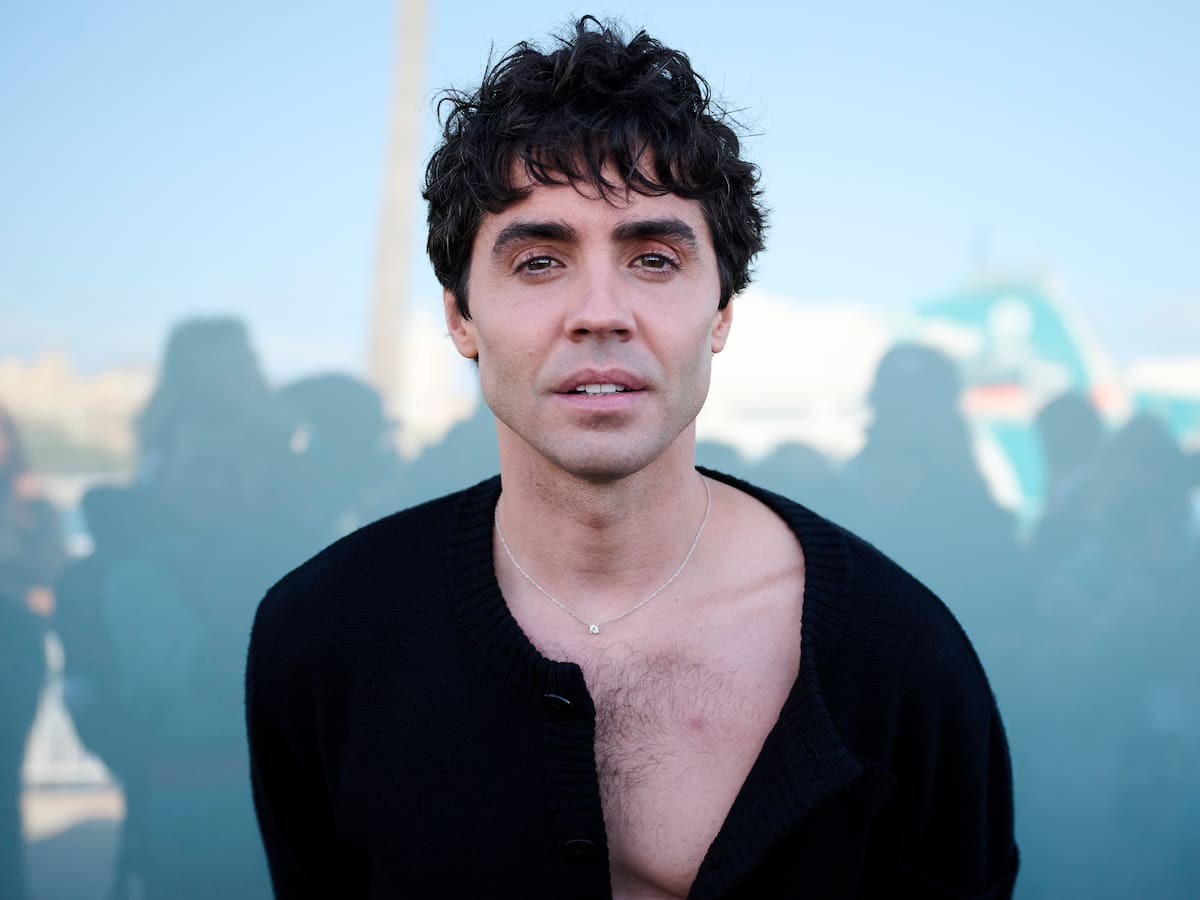 Javier Ambrossi se sincera sobre su ruptura con Javier Calvo: "Quiero animar a la gente que no es feliz en su relación a que lo deje"