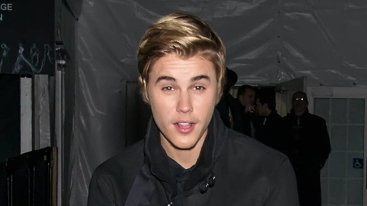Justin Bieber celebra su 21 cumpleaños en una isla privada del Caribe