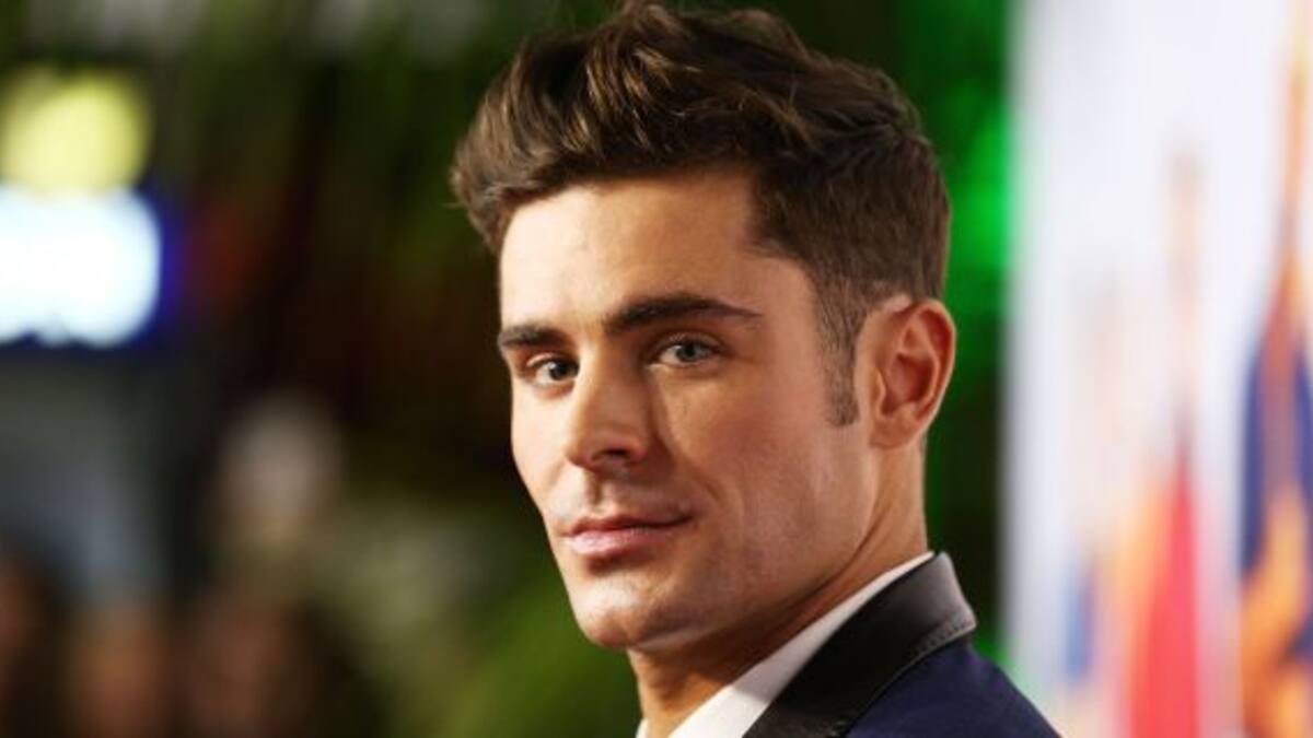 Zac Efron mostró su nuevo look rubio platinado