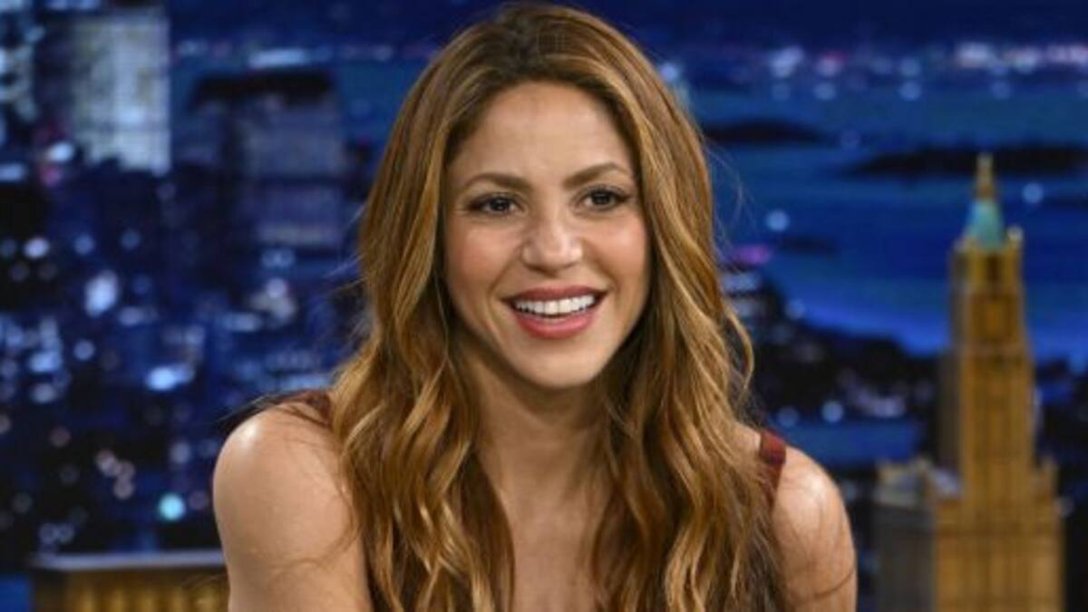 Shakira anuncia el lanzamiento de ‘Monotonía’