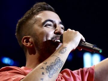 BERET IMPROVISA UNA VERSIÓN DE 'SOLO SI ES CONTIGO' DE BOMBAI EN LA AFTERPARTY DE LOS40 PRIMAVERA POP