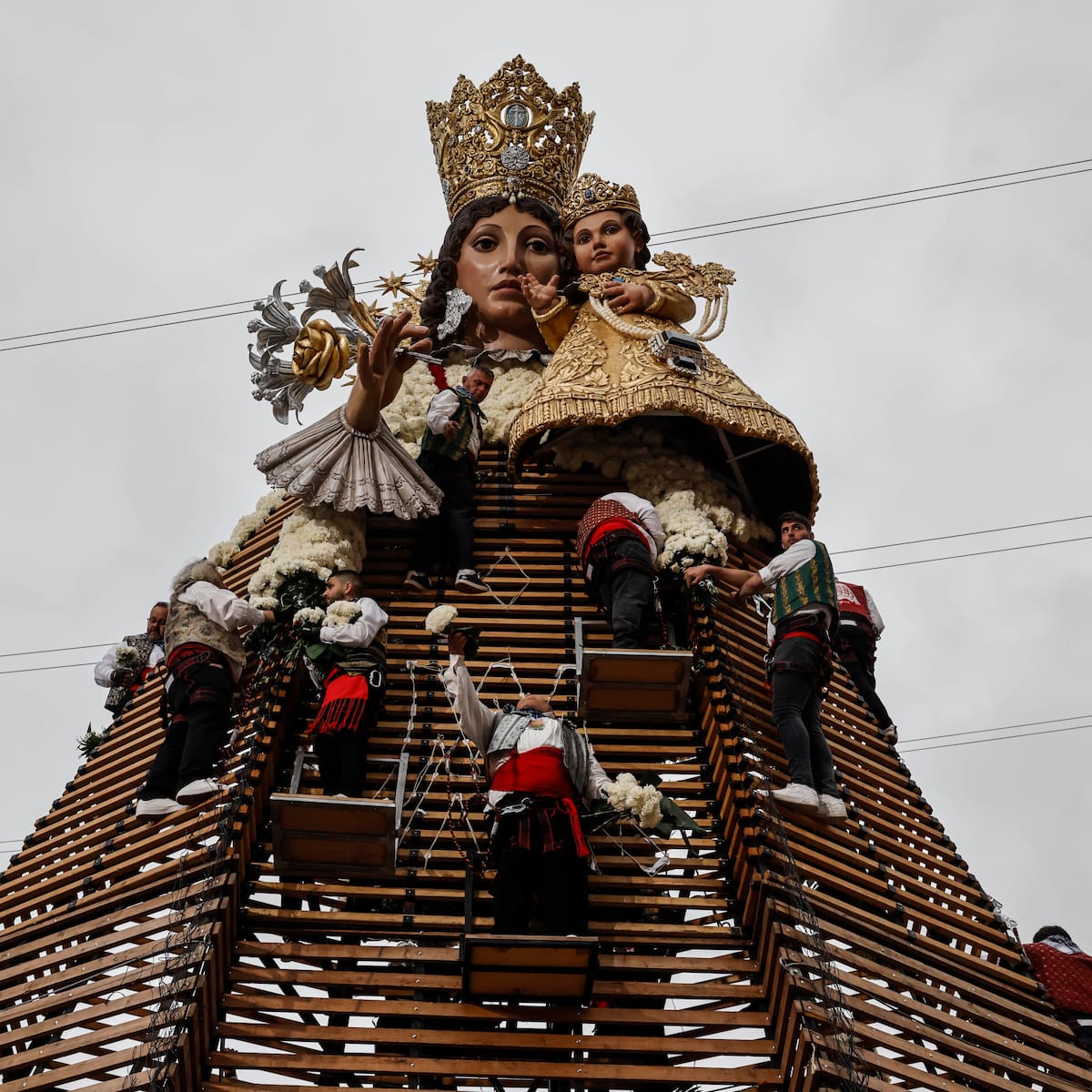 Ofrenda de Flores a la Mere de Déu en las Fallas 2026: horario y recorrido para hoy, 18 de marzo de 2026