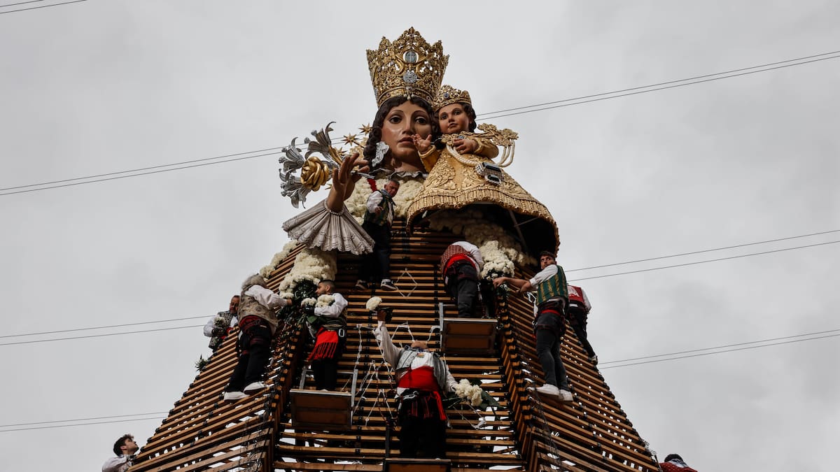 Ofrenda de Flores a la Mere de Déu en las Fallas 2026: horario y recorrido para hoy, 18 de marzo de 2026