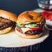 ¿Buscas las mejores hamburguesas de España? Este es el top 50