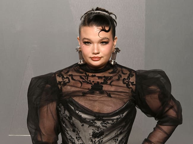 Lola Young en la after party de Vanity Fair en los Oscar 2026.