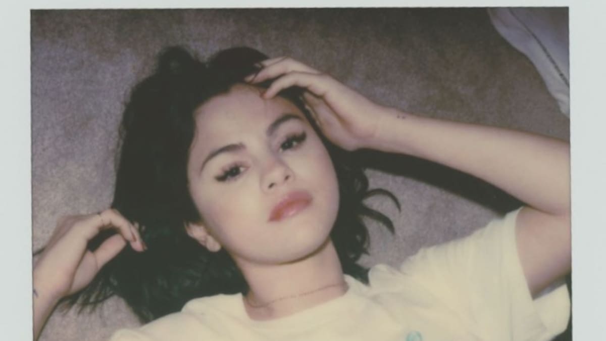 Selena Gomez estrena "Rare"