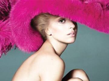 Vogue desnuda a Gaga