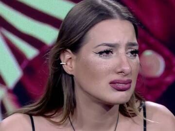 Nissy encuentra una nueva manera de tocar las narices durante la siesta en ‘Secret Story’ ©copyright los40.com